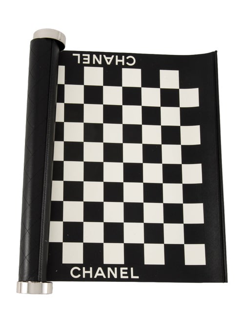 Chanel Métiers d'Art Rolling Checkers Set
