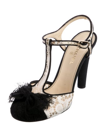 Chanel 2016 Interlocking CC Logo T-Strap Pumps