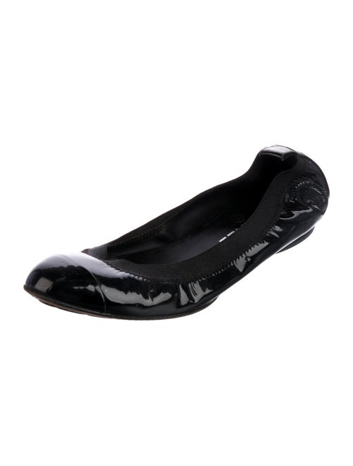 Chanel Interlocking CC Logo Patent Leather Ballet Flats