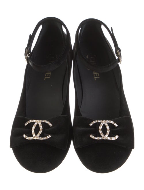 Chanel 2024 Interlocking CC Logo Ballet Flats