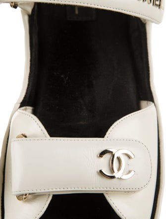 Chanel 2021 Interlocking CC Logo Espadrilles