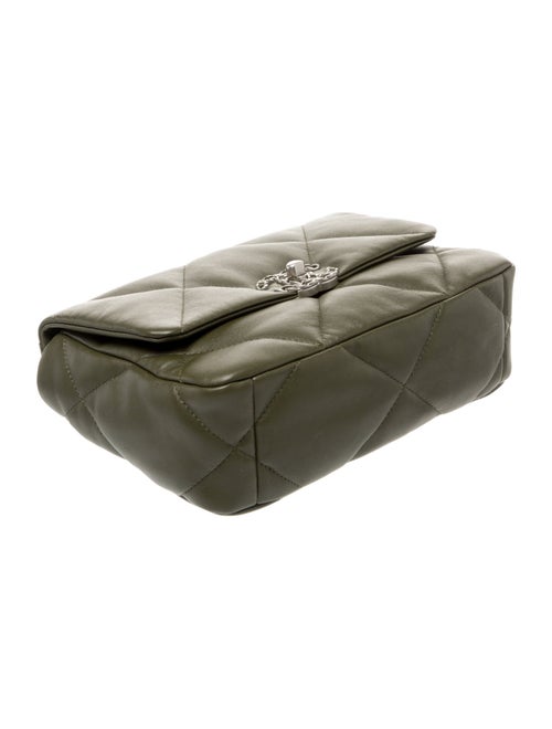 Chanel Medium 19 Flap Bag