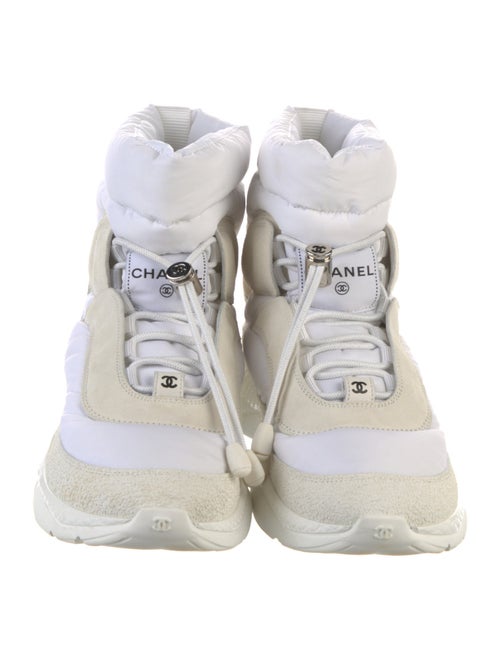 Chanel 2021 Interlocking CC Logo Lace-Up Boots