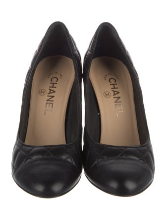 Chanel 2013 Interlocking CC Logo Pumps