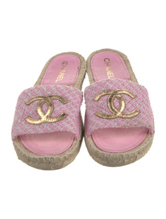 Chanel 2024 Interlocking CC Logo Espadrilles