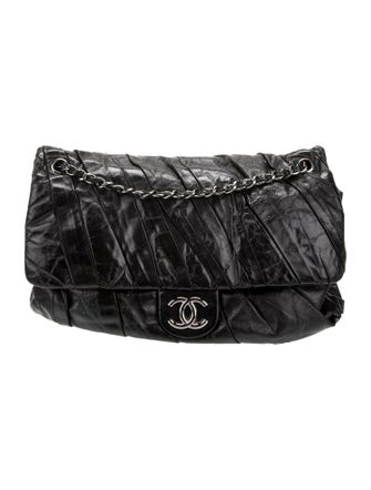 Chanel Jumbo Twisted Flap Bag