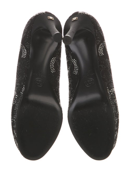 Chanel 2023 Interlocking CC Logo Pumps