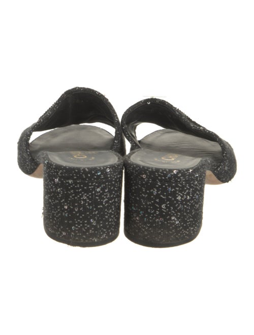 Chanel 2019 Interlocking CC Logo Slides