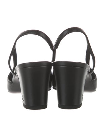 Chanel 2023 Interlocking CC Logo Slingback Pumps