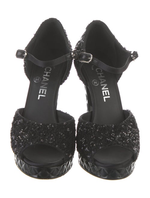 Chanel 2021 Interlocking CC Logo D'Orsay Pumps