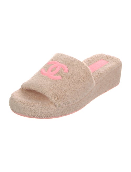 Chanel 2022 Interlocking CC Logo Slides