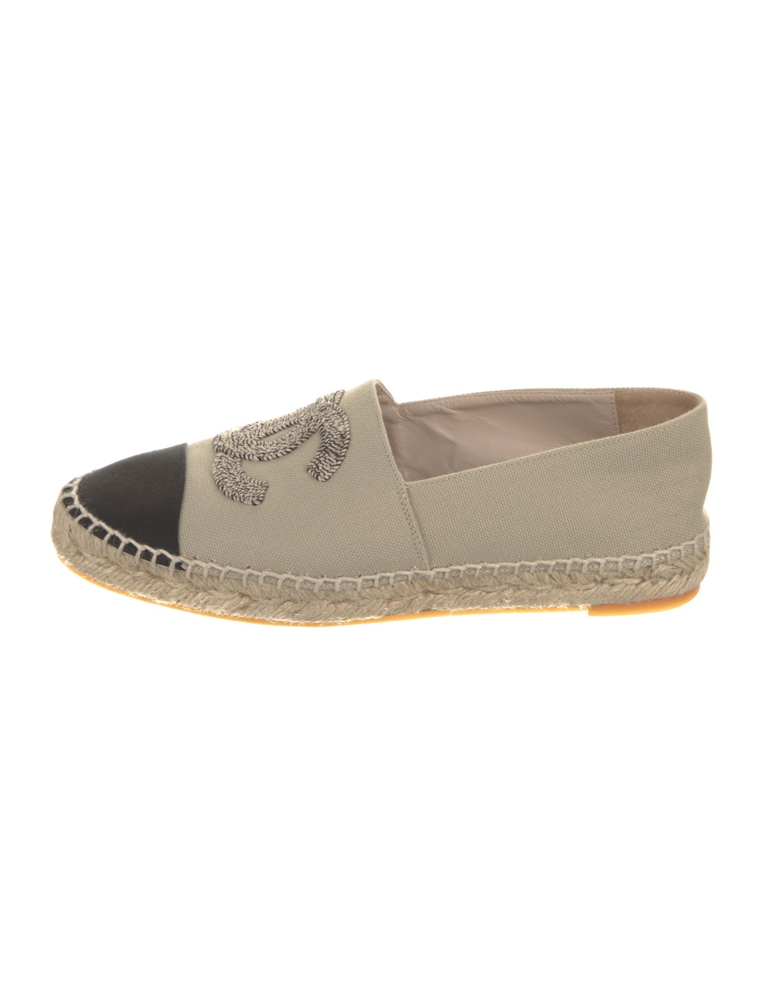 Chanel 2020 Interlocking CC Logo Espadrilles
