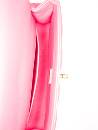 Chanel 2023 Mini Sweetheart Flap Bag