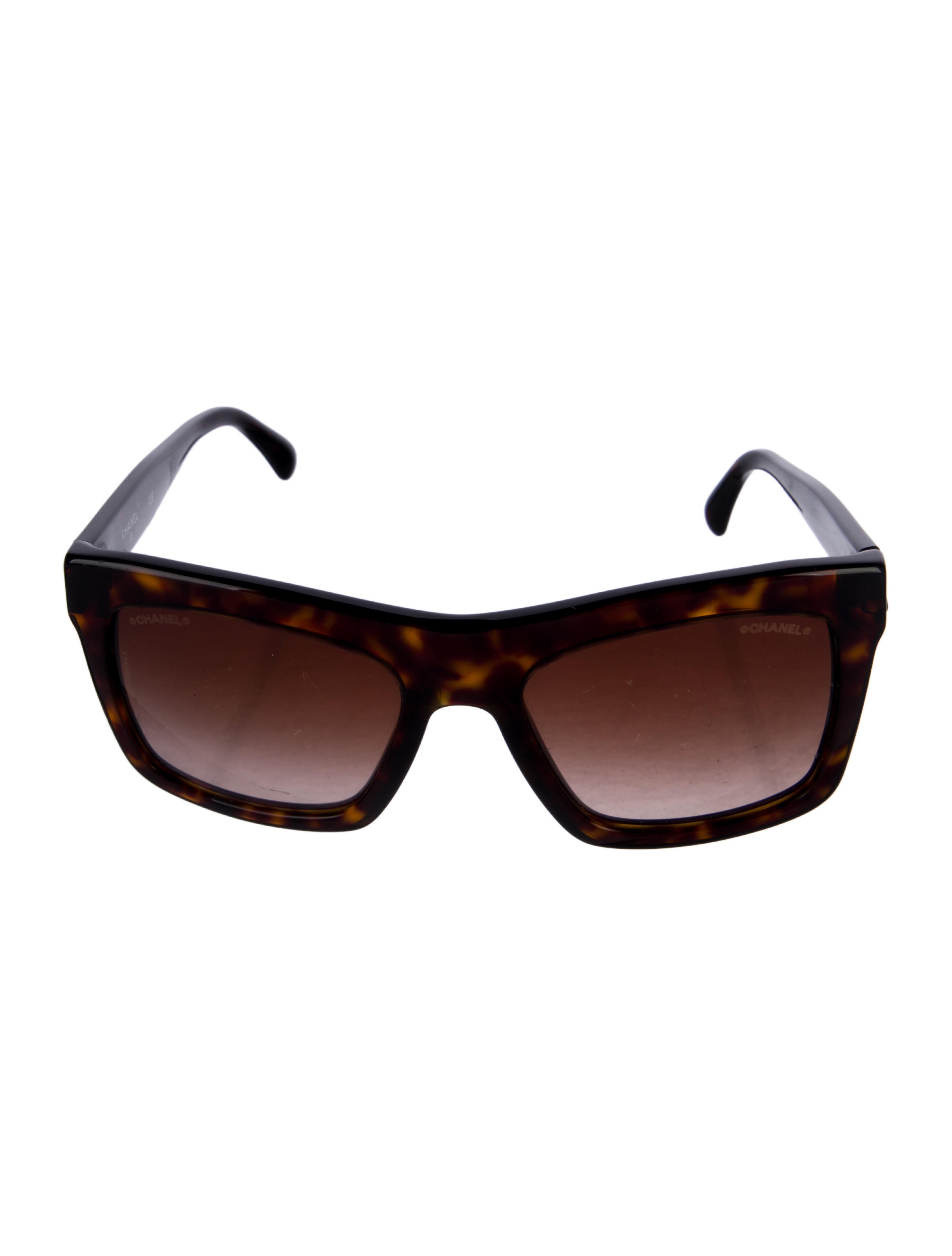 Chanel Interlocking CC Logo Oversize Sunglasses