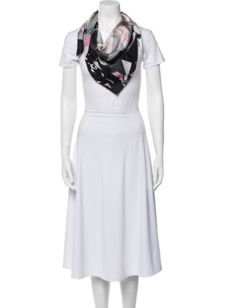 Chanel Silk 2016 Scarf