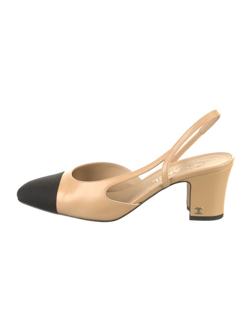 Chanel Interlocking CC Logo Leather Slingback Pumps