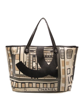 Chanel Le Train Shopping Tote