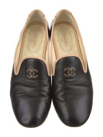 Chanel Interlocking CC Logo Leather Loafers