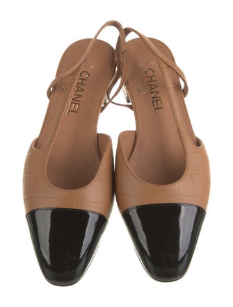 Chanel 2023 Interlocking CC Logo Slingback Flats