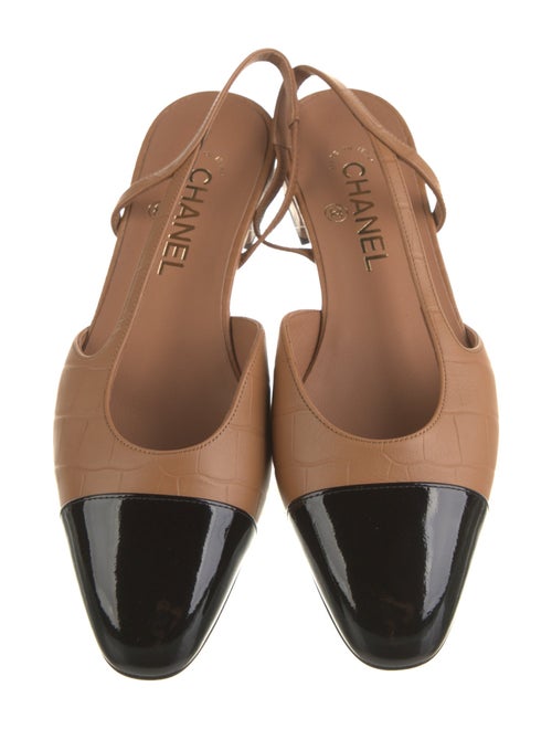 Chanel 2023 Interlocking CC Logo Slingback Flats