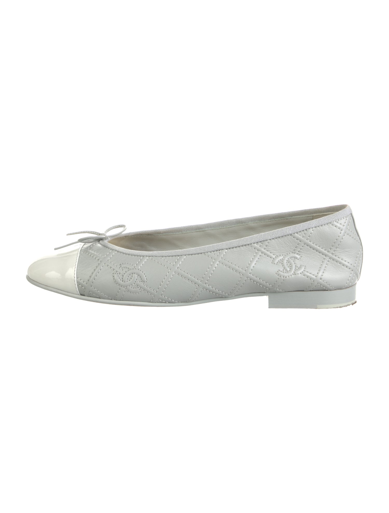 Chanel 2023 Interlocking CC Logo Ballet Flats