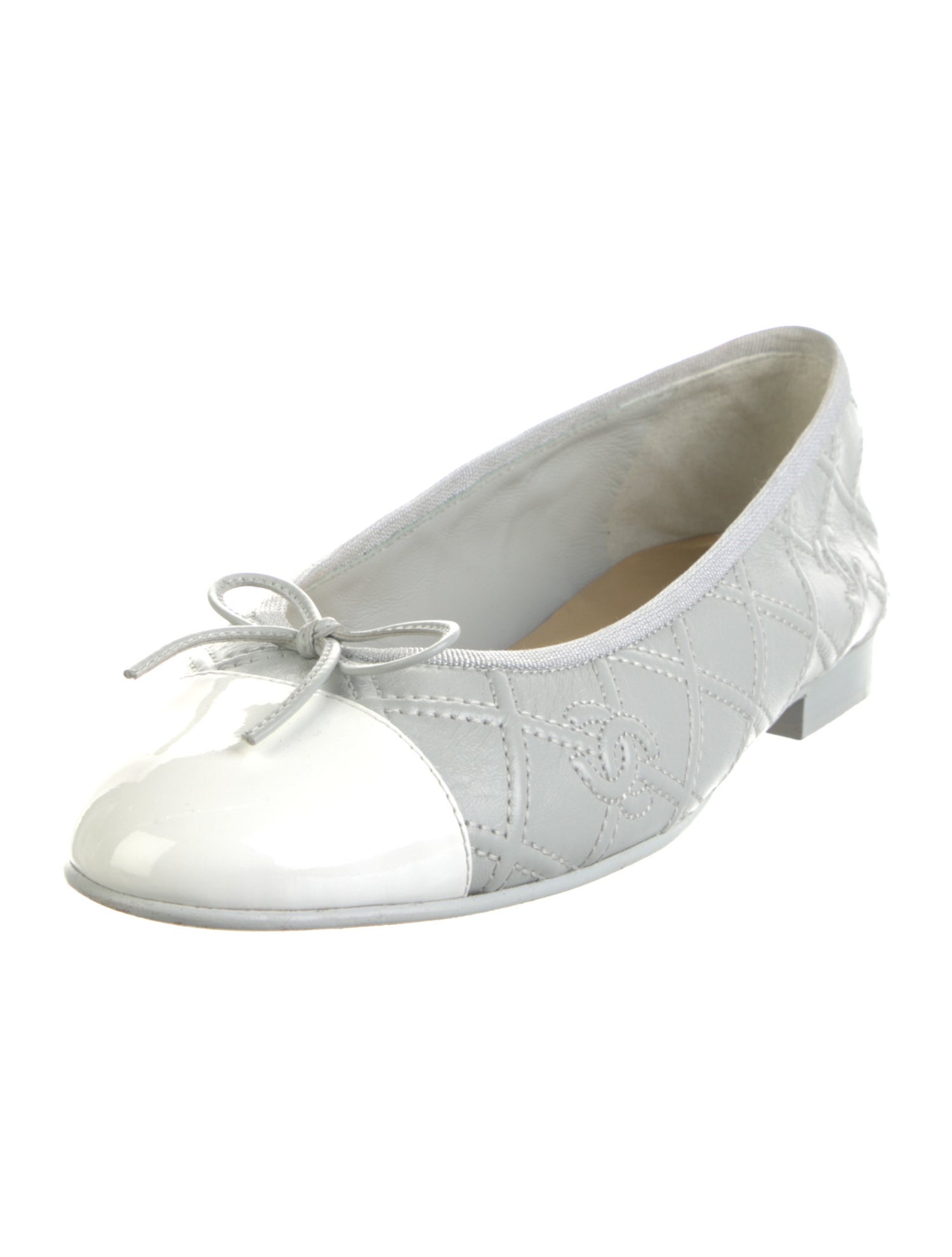 Chanel 2023 Interlocking CC Logo Ballet Flats