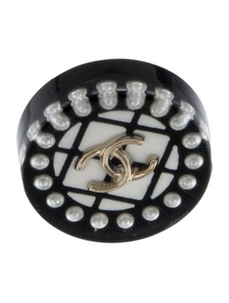 Chanel Faux Pearl & Resin CC Stud Single Earring