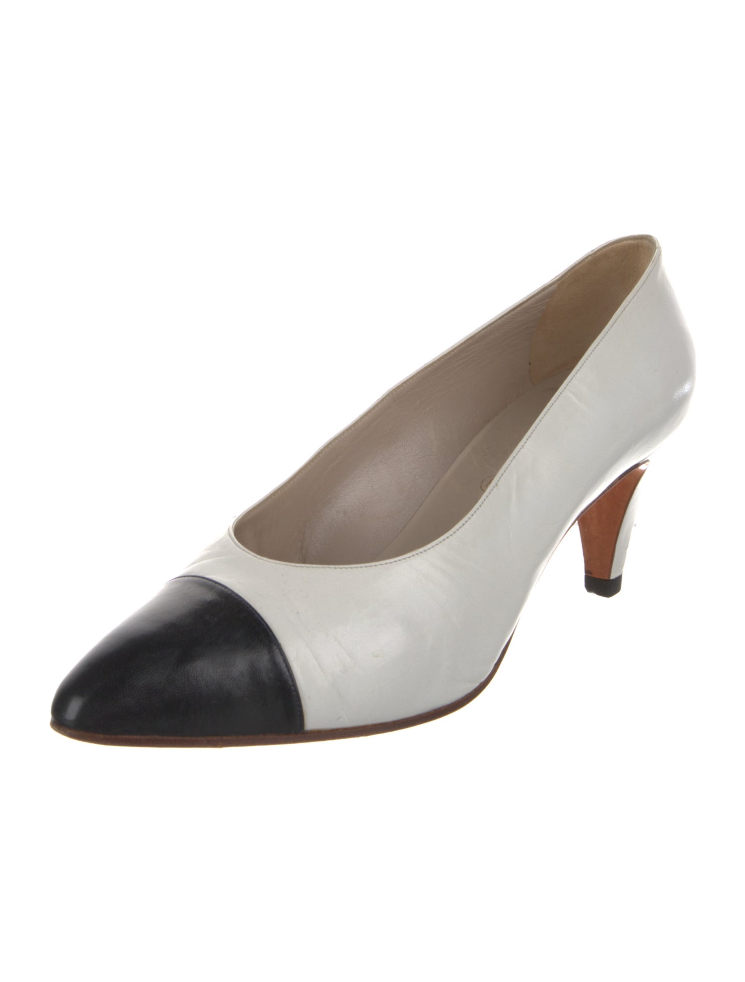 Chanel Vintage 1990's Pumps