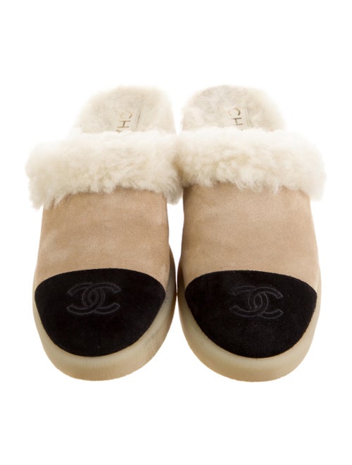 Chanel 2025 Interlocking CC Logo Mules