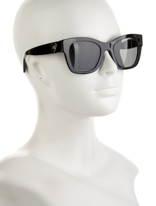 Chanel Interlocking CC Logo Wayfarer Sunglasses