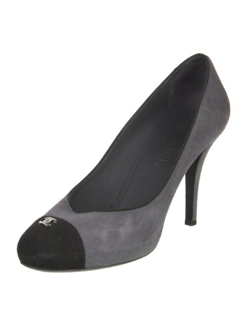 Chanel 2013 Interlocking CC Logo Pumps