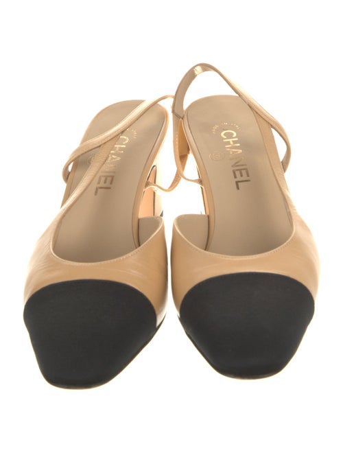 Chanel Interlocking CC Logo Leather Slingback Pumps