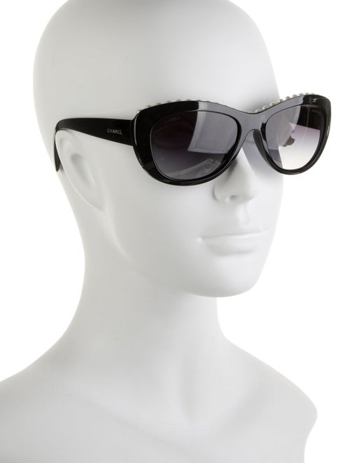 Chanel Interlocking CC Logo Cat-Eye Sunglasses