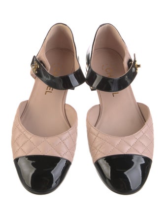 Chanel 2021 Interlocking CC Logo Flats