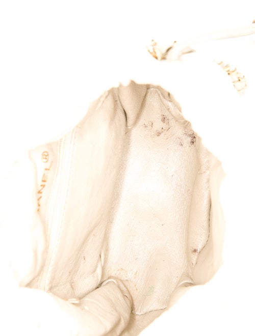 Chanel Quilted Drawstring Shoulder Bag