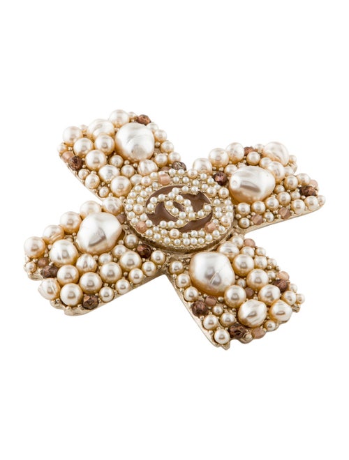 Chanel Faux Pearl & Enamel CC Cross Convertible Pendant Brooch