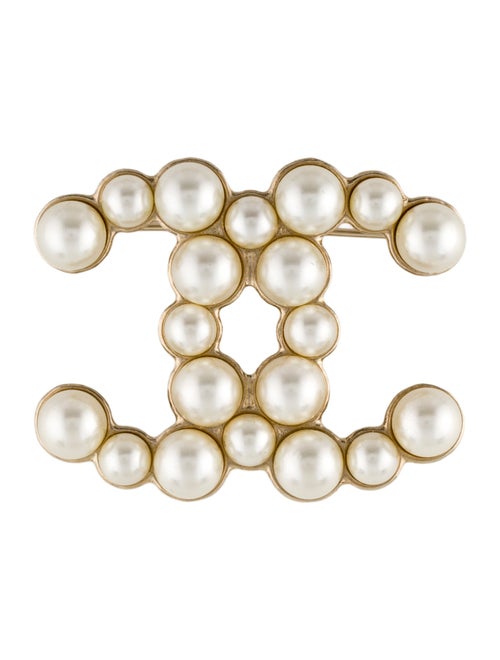Chanel Faux Pearl CC Brooch