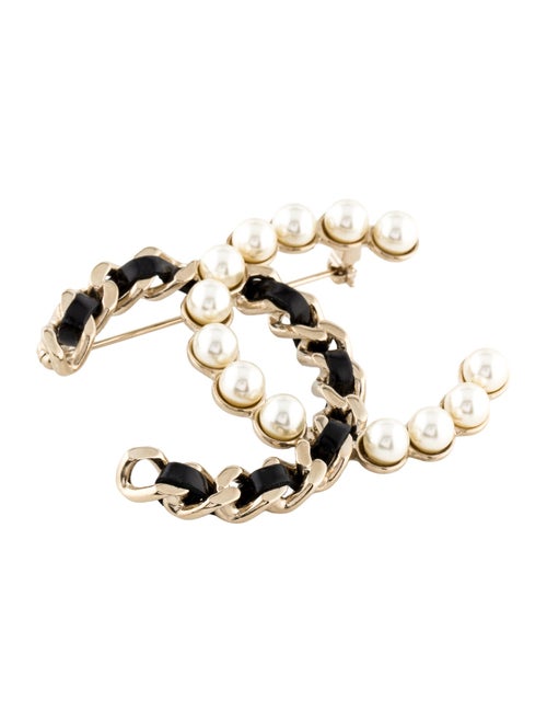Chanel Faux Pearl & Leather CC Logo Brooch