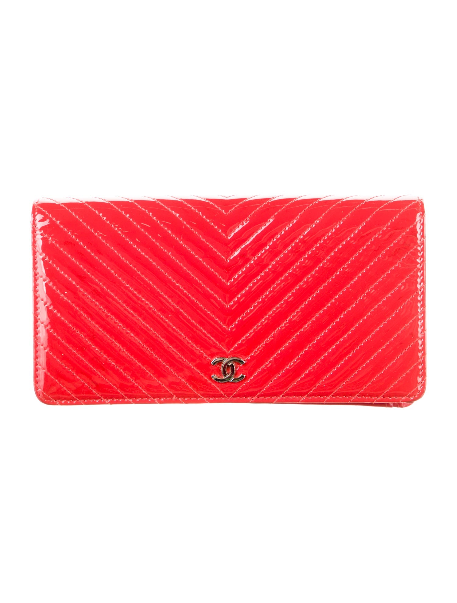 Chanel 2014-2015 Chevron Yen Bifold Wallet