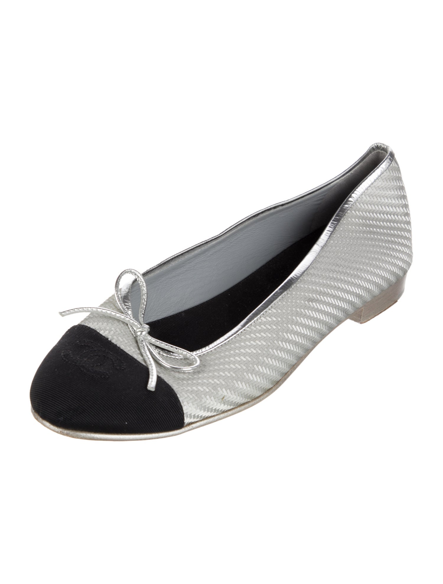 Chanel 2017 Interlocking CC Logo Ballet Flats