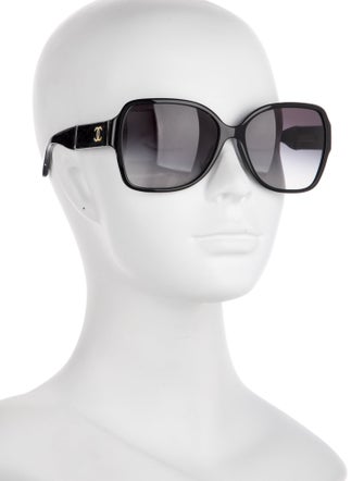 Chanel Interlocking CC Logo Oversize Sunglasses