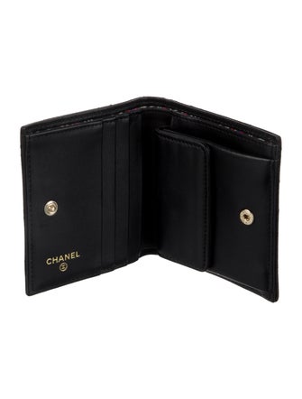 Chanel 2024 Interlocking CC Logo Compact Wallet