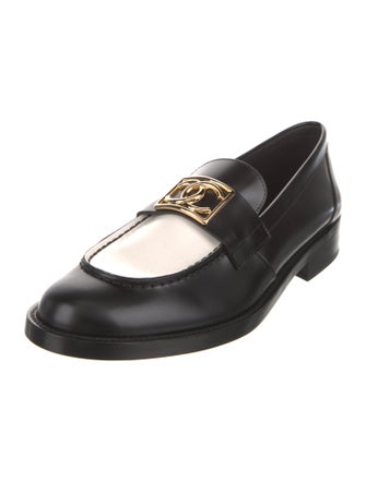 Chanel Interlocking CC Logo Leather Loafers