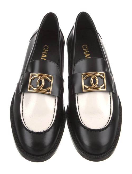 Chanel Interlocking CC Logo Leather Loafers