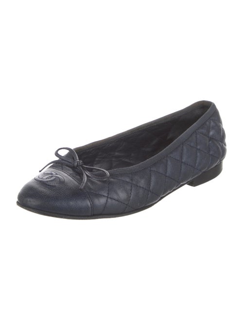 Chanel Interlocking CC Logo Leather Ballet Flats