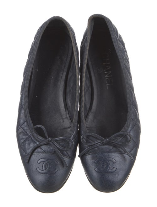 Chanel Interlocking CC Logo Leather Ballet Flats