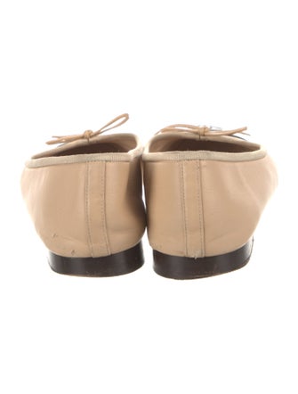 Chanel Interlocking CC Logo Leather Ballet Flats