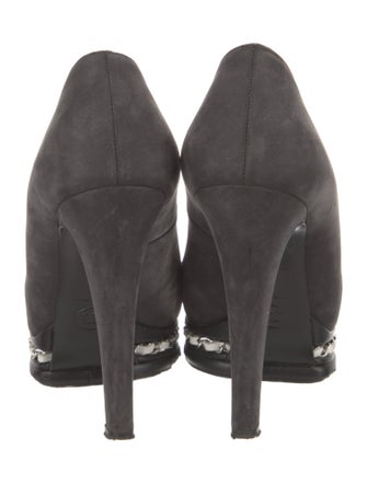 Chanel Interlocking CC Logo Suede Pumps