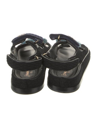 Chanel Interlocking CC Logo Chain-Link Accents Slingback Sandals