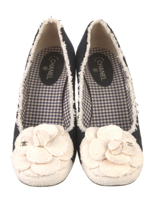 Chanel 2011 Interlocking CC Logo